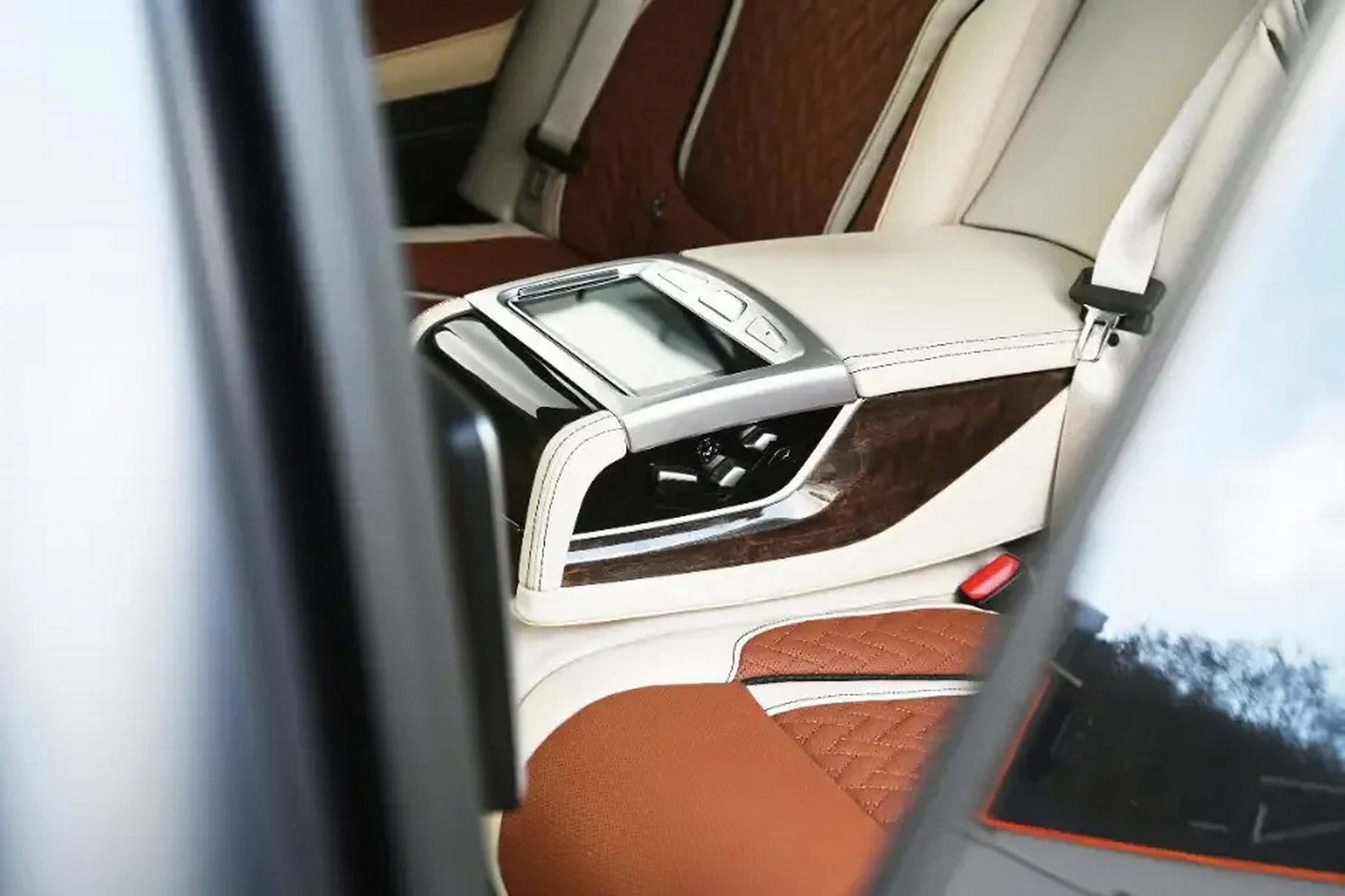 Manhart MH7 700 - BMW M760Li (20)