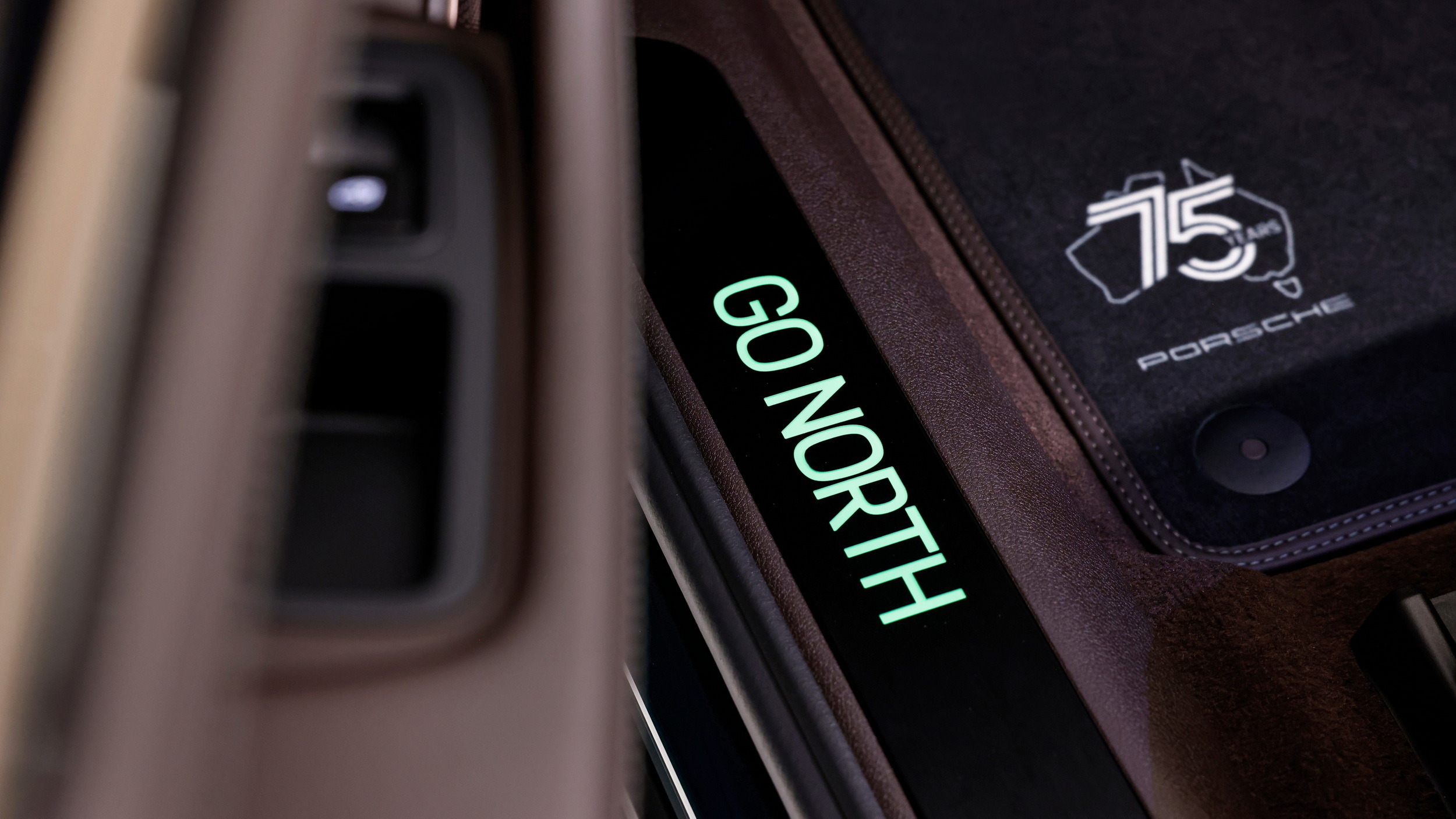 Porsche Panamera 4 E-Hybrid - Go North - Australia (11)
