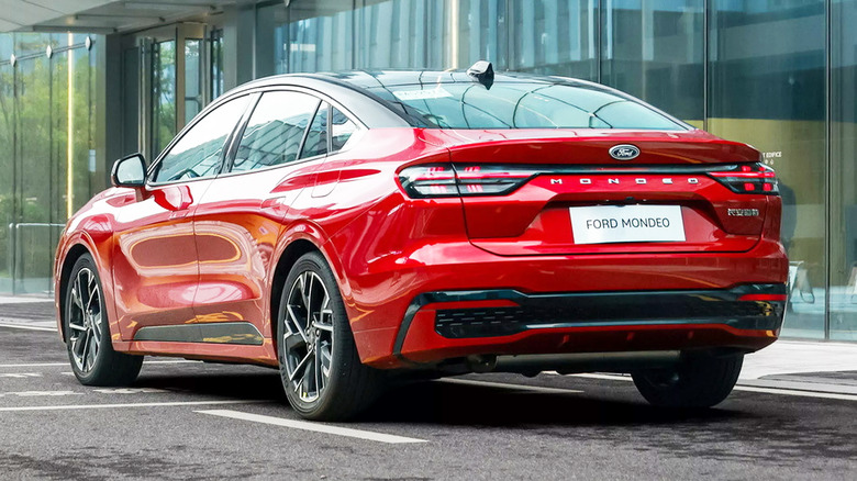 2026-Ford-Mondeo-China-11