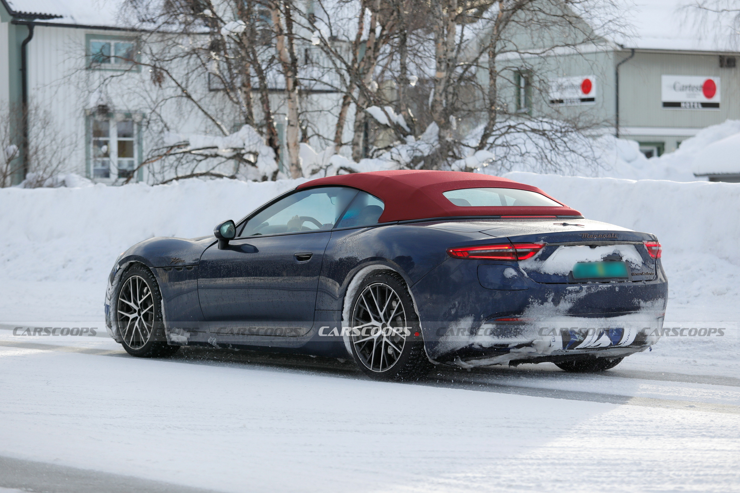 2027 Maserati GranCabrio Folgore - Scoop (10)