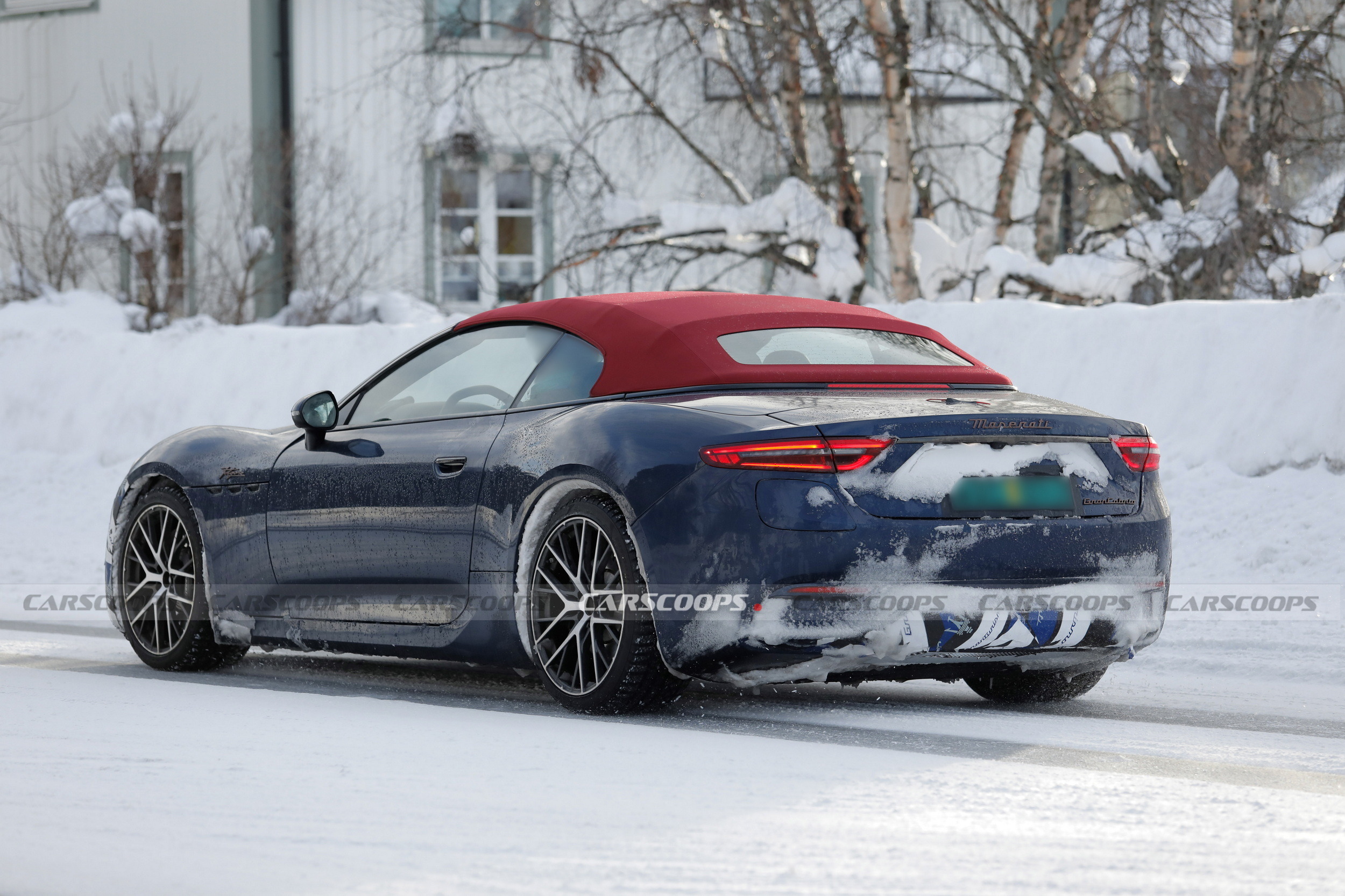 2027 Maserati GranCabrio Folgore - Scoop (11)
