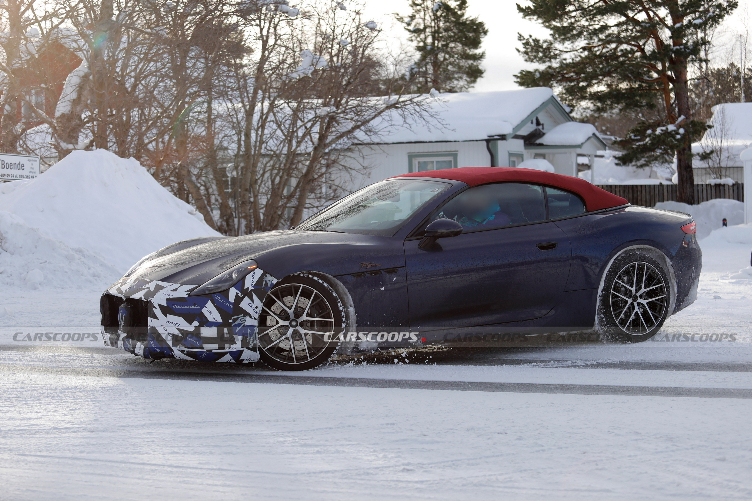 2027 Maserati GranCabrio Folgore - Scoop (7)