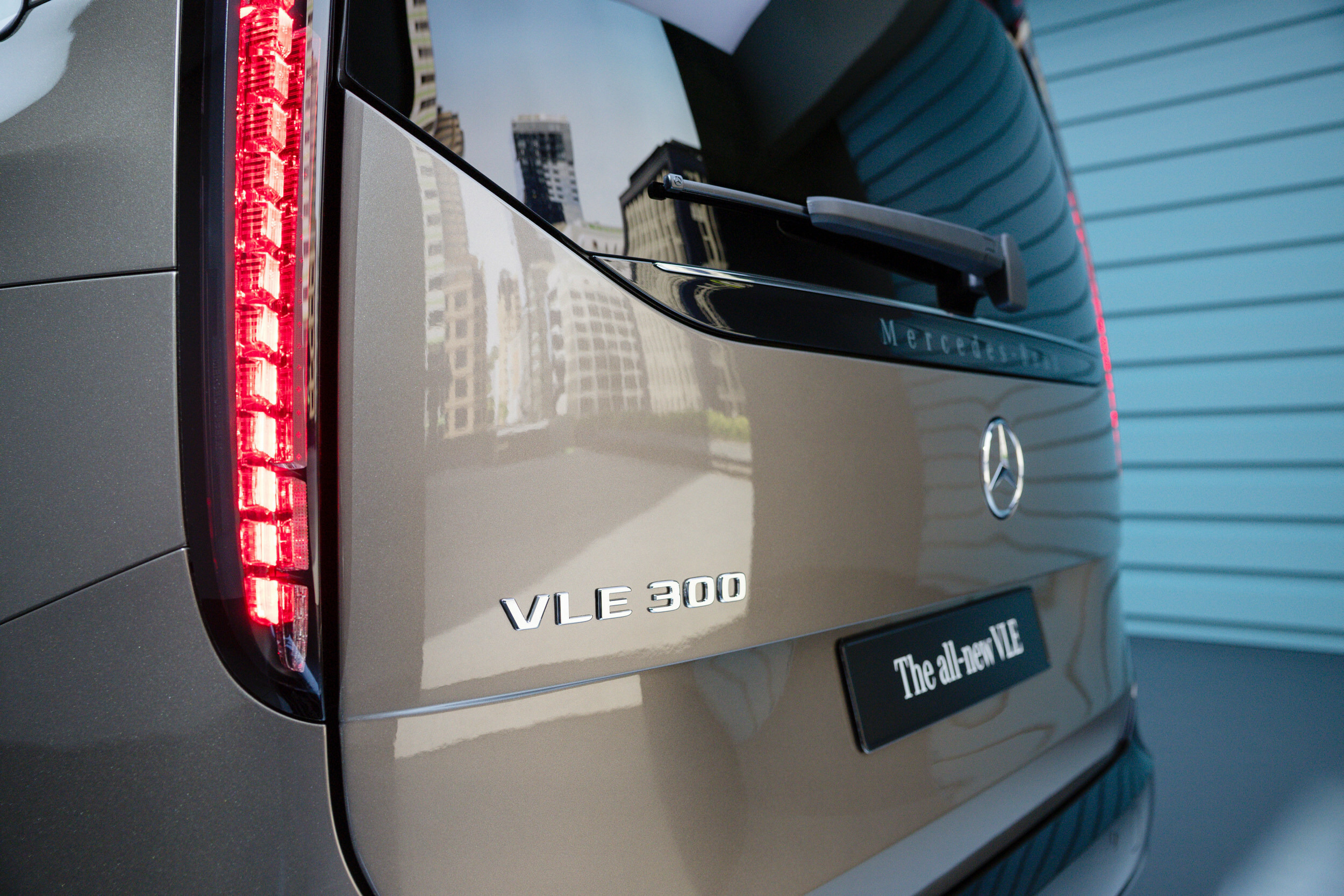 2027 Mercedes VLE 310 23