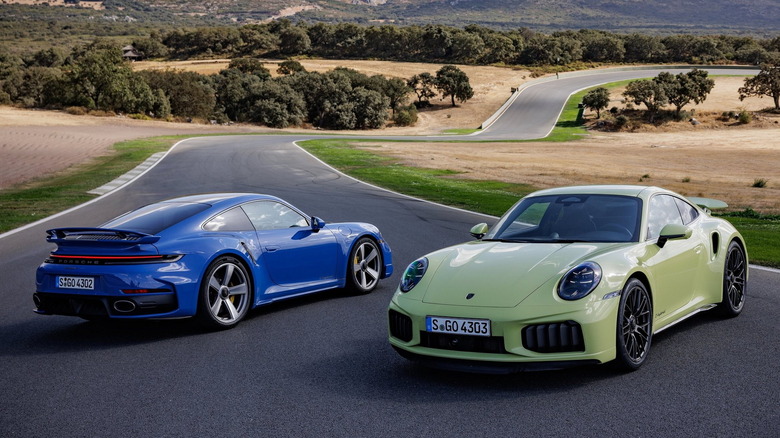 Porsche-911_Turbo_S-2026-HD-660bc6891c2fe26fb4cef5fe70aee3b5401b5960e
