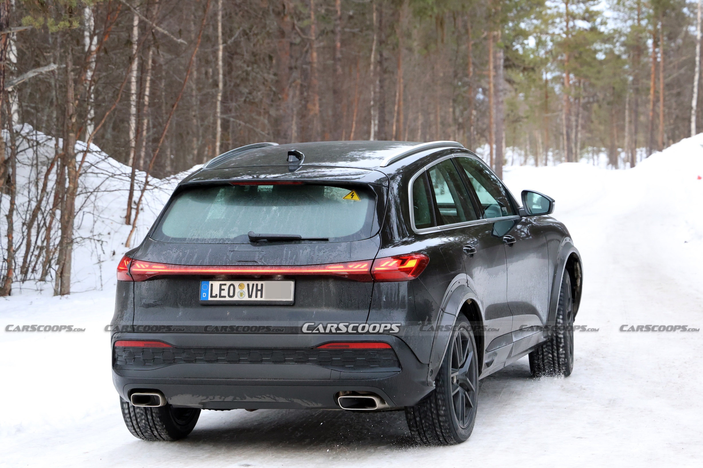 Porsche Macan mule 00015