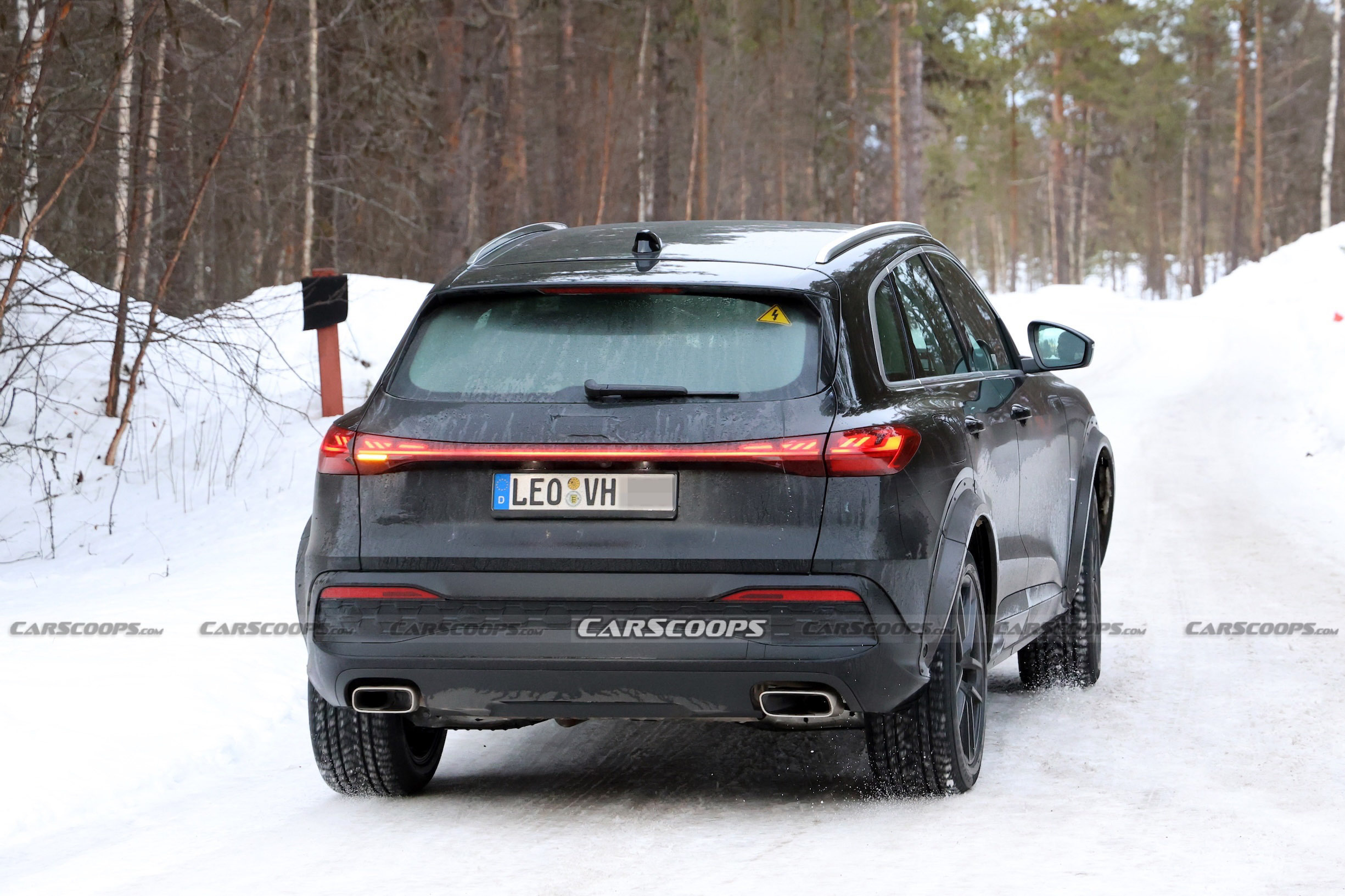 Porsche Macan mule 00016