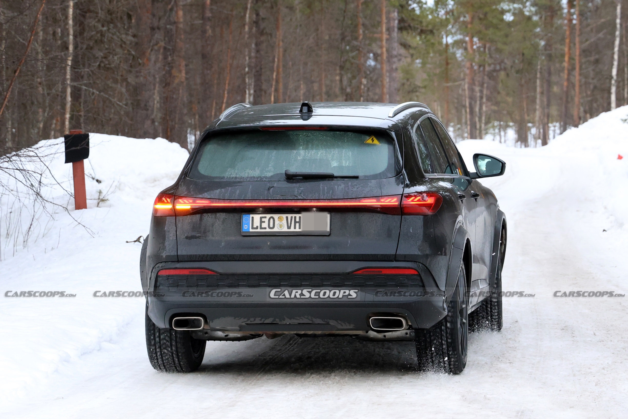 Porsche Macan mule 00017