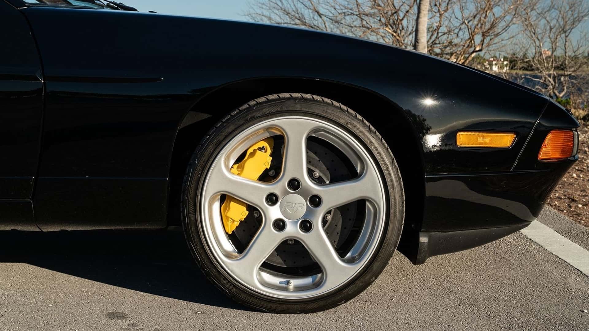Ruf 928R Auction - 11