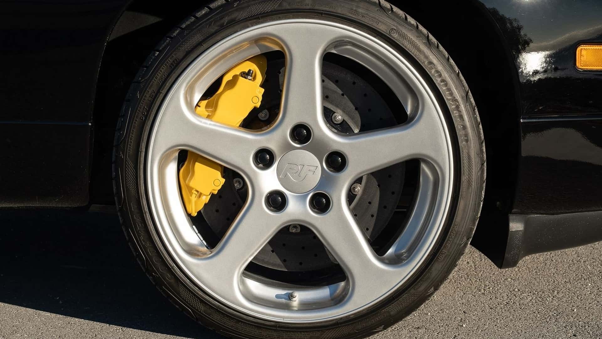 Ruf 928R Auction - 12