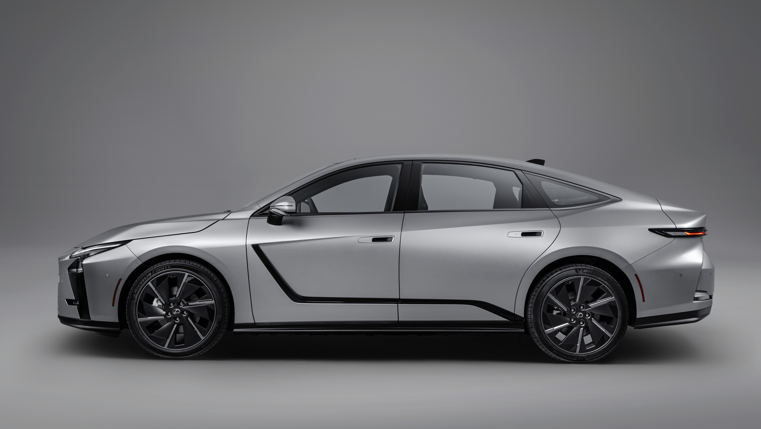2026 Lexus ES 00004