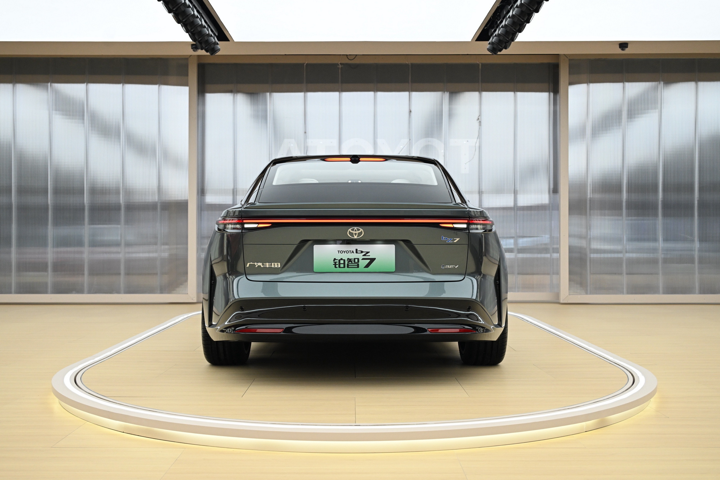 Toyota bZ7 - China (6)