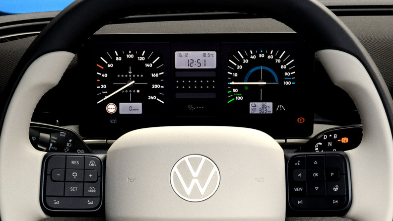 ID_Polo_Interior_02 copy