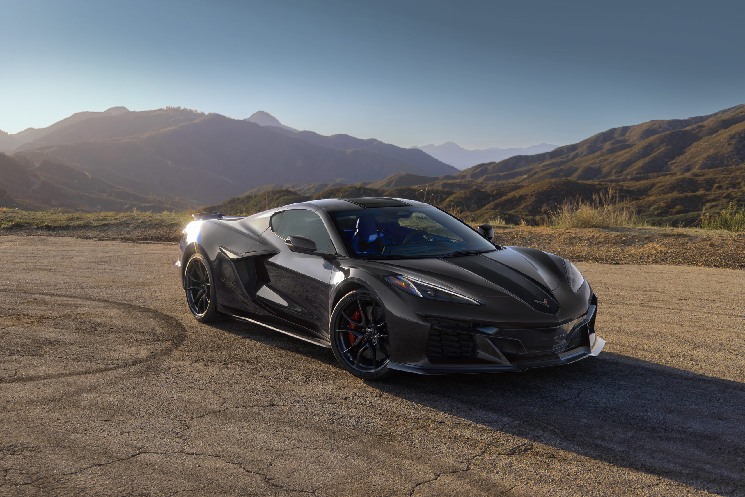 MY27_Chevrolet_Corvette_GSX_Front 3-4