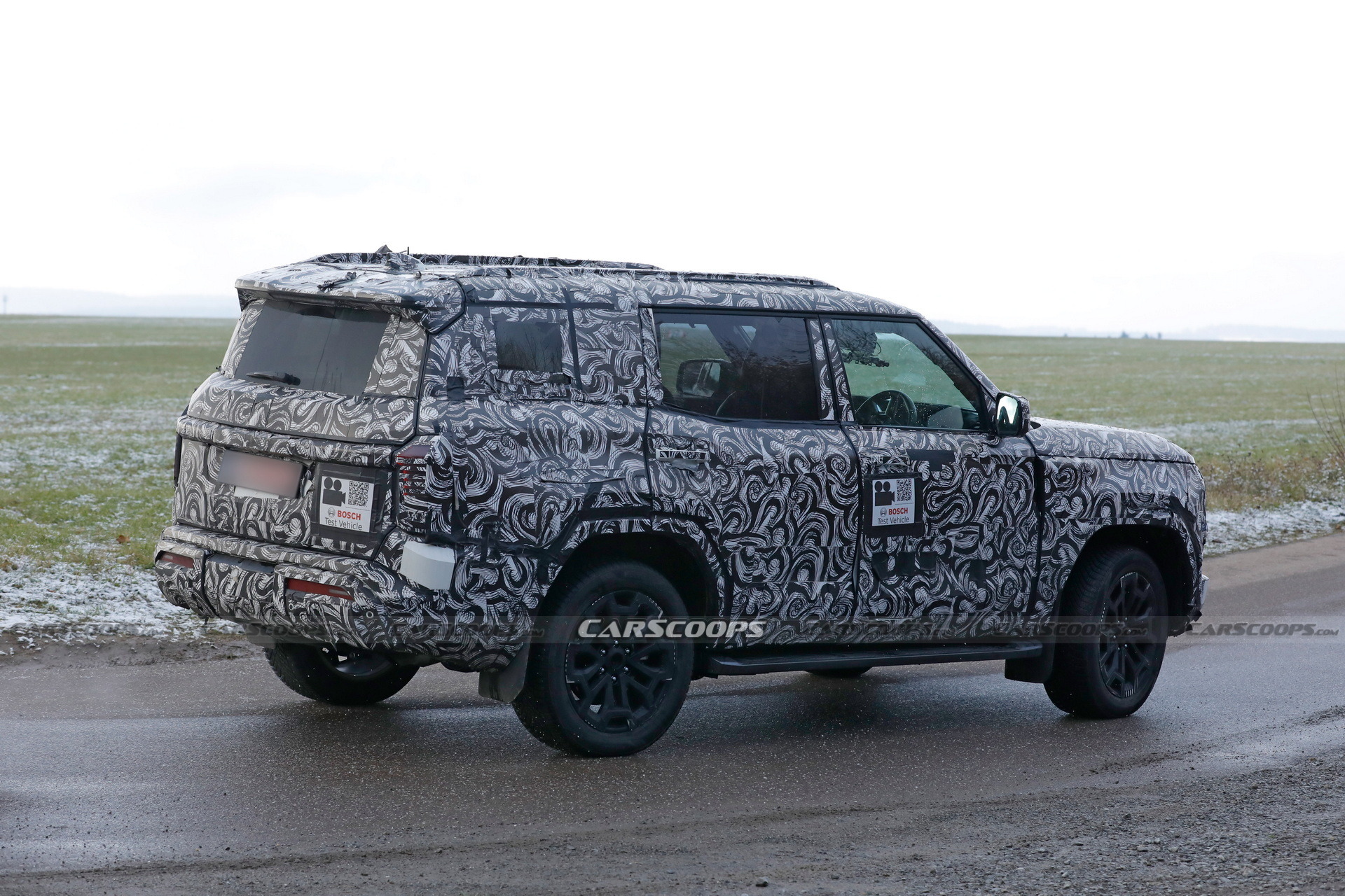 2027 Mitsubishi Pajero Montero - 11