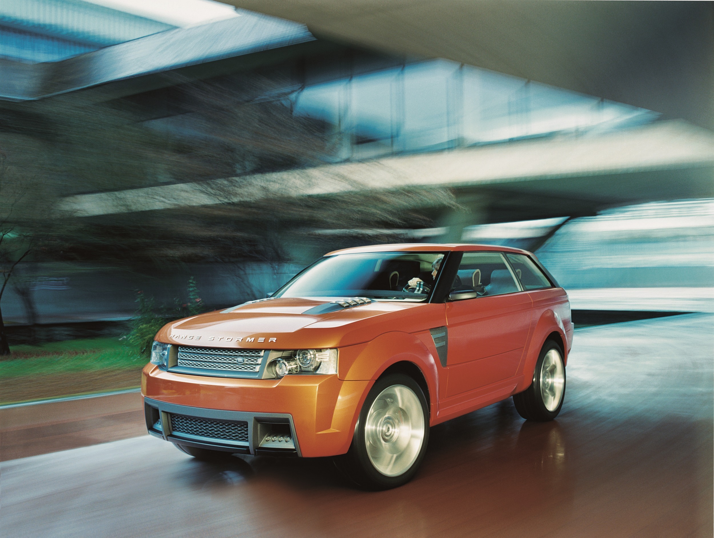 Range Stormer Concept 415 106