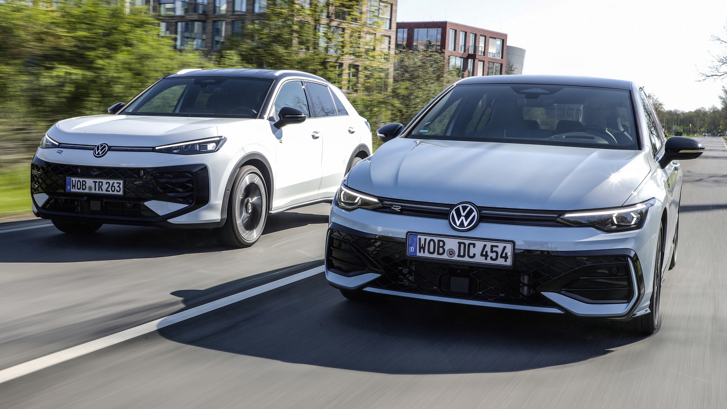 VW Golf Hybrid - VW T-Roc Hybrid (2) copy