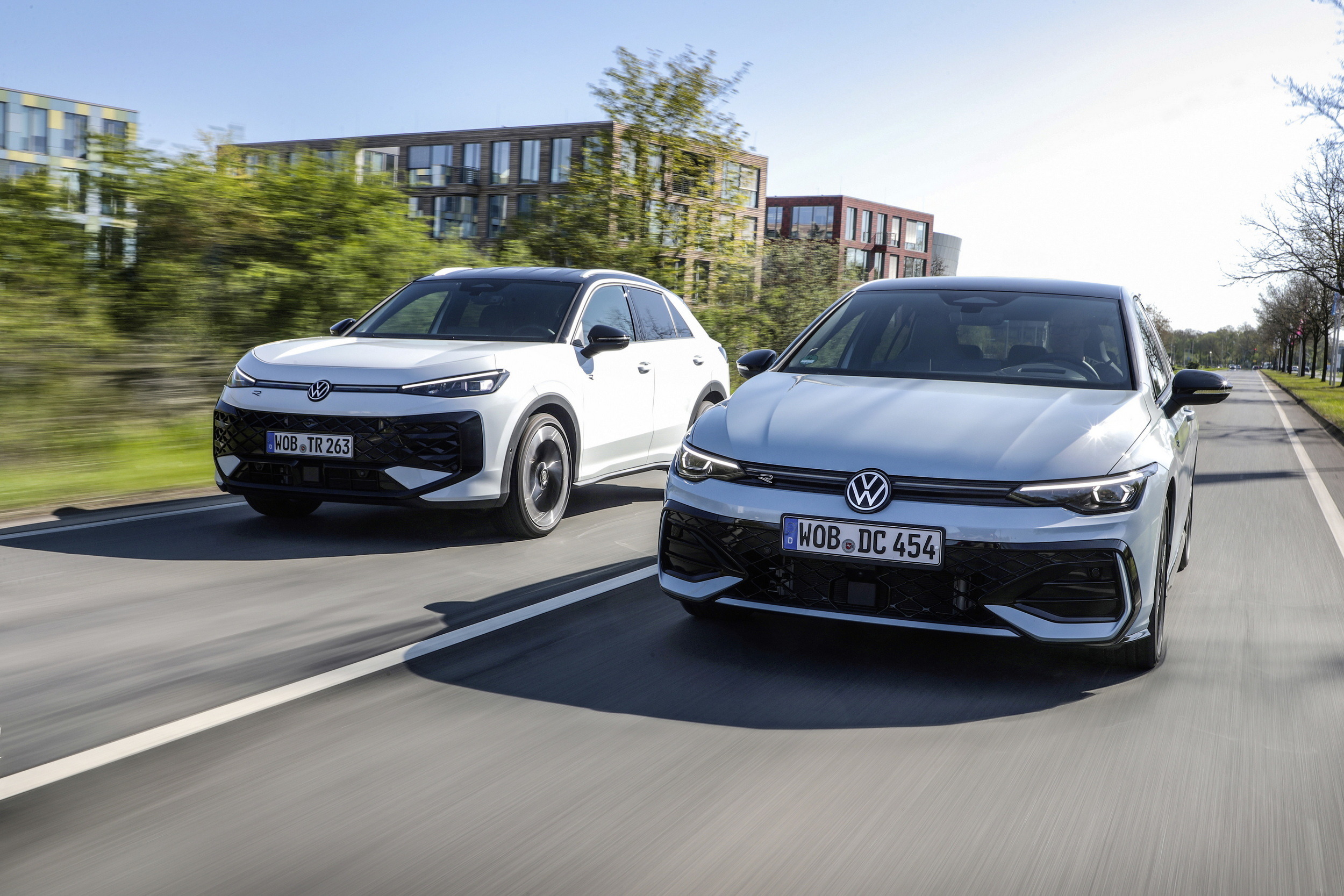 VW Golf Hybrid - VW T-Roc Hybrid (2)