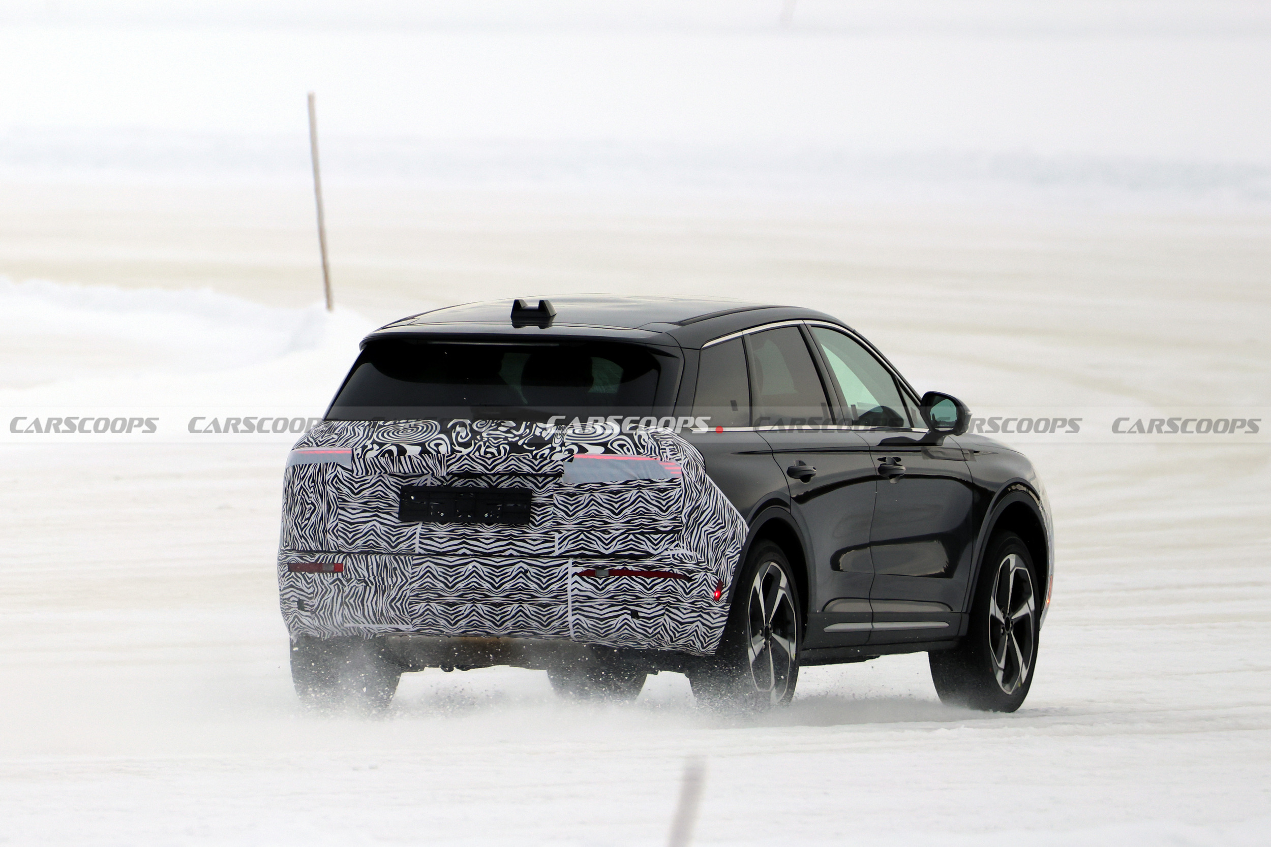 2027 Lincoln Corsair Scoop 316 13