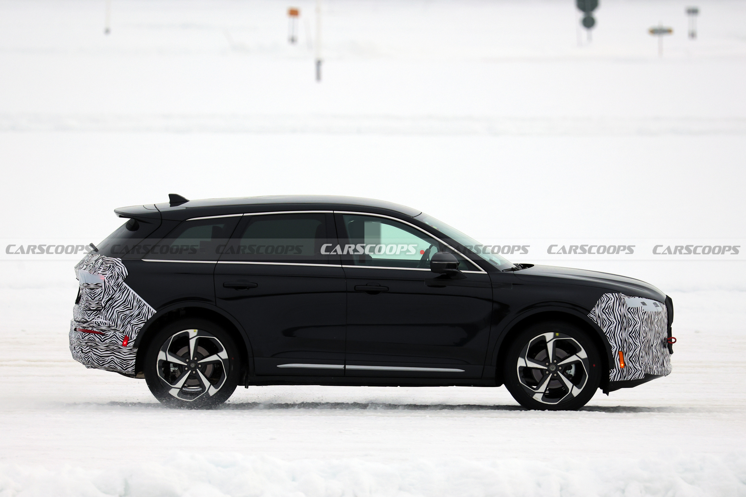 2027 Lincoln Corsair Scoop 316 9