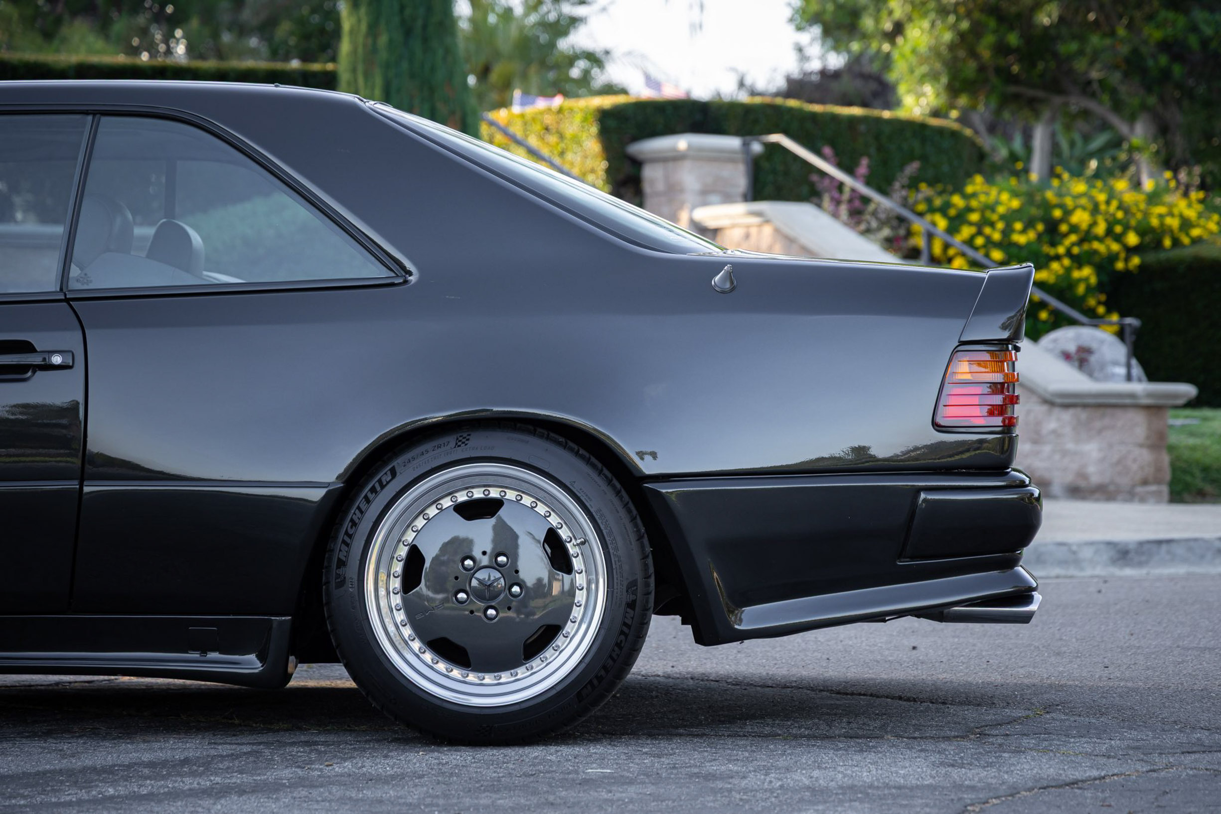 AMG W124 widebody BaT 00010