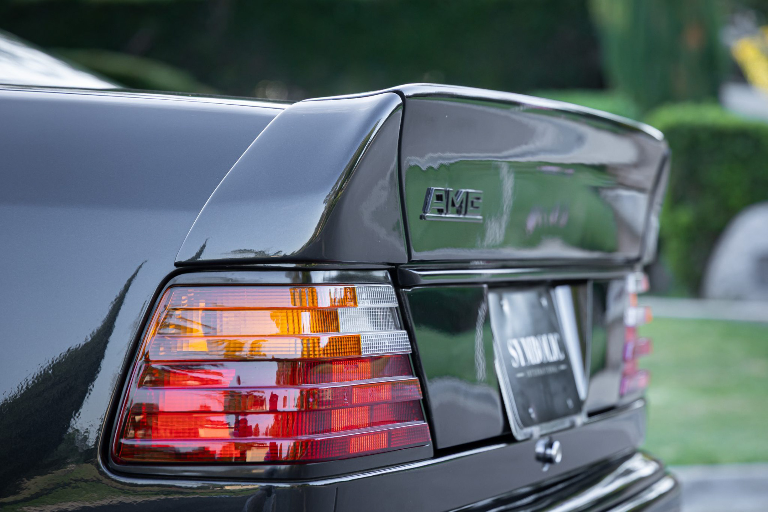 AMG W124 widebody BaT 00011