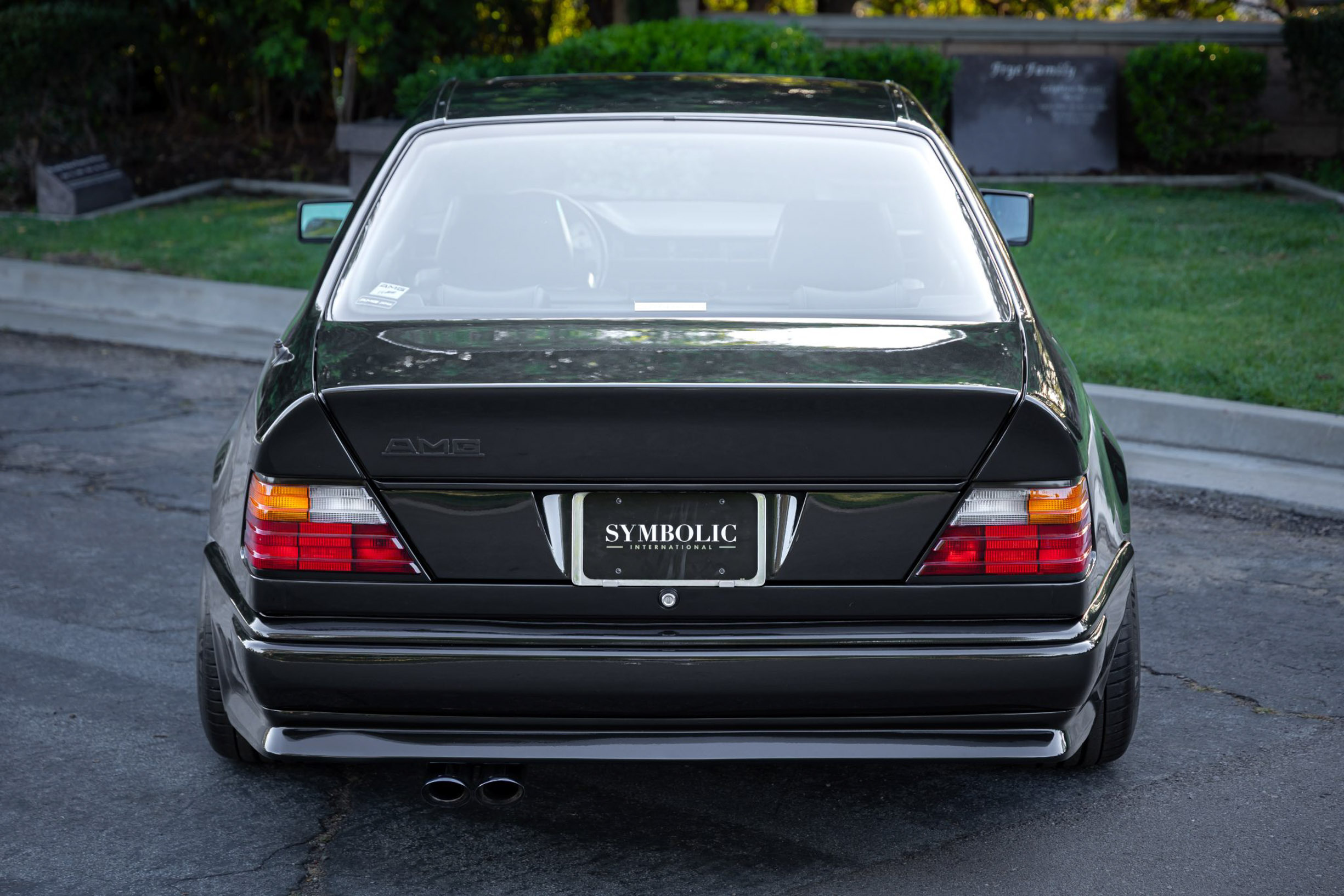 AMG W124 widebody BaT 00016