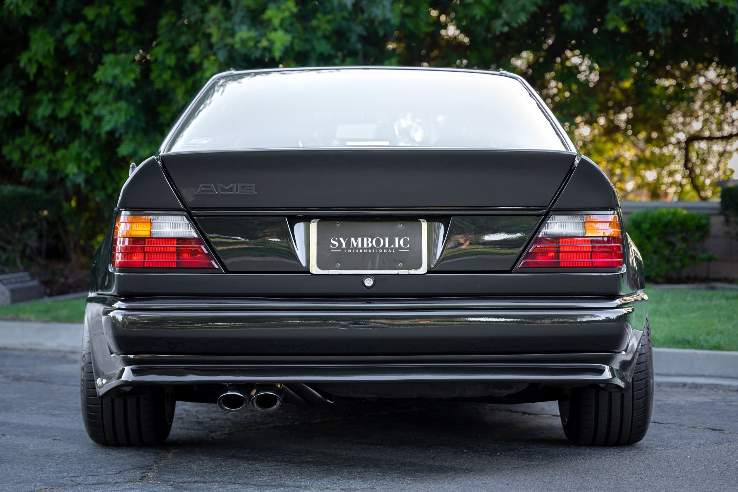 AMG W124 widebody BaT 00017