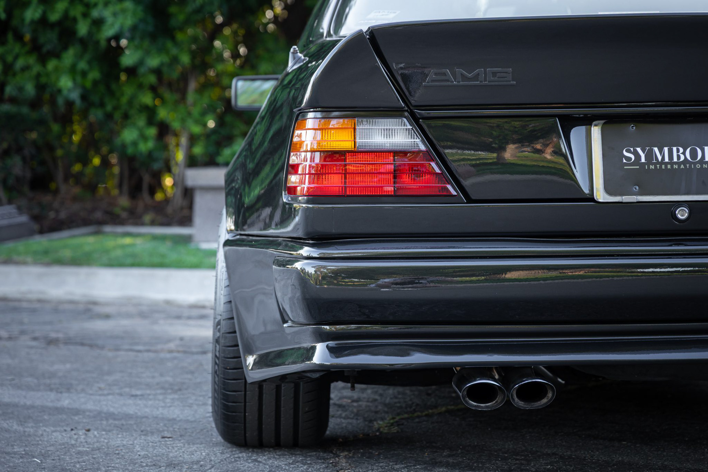 AMG W124 widebody BaT 00018