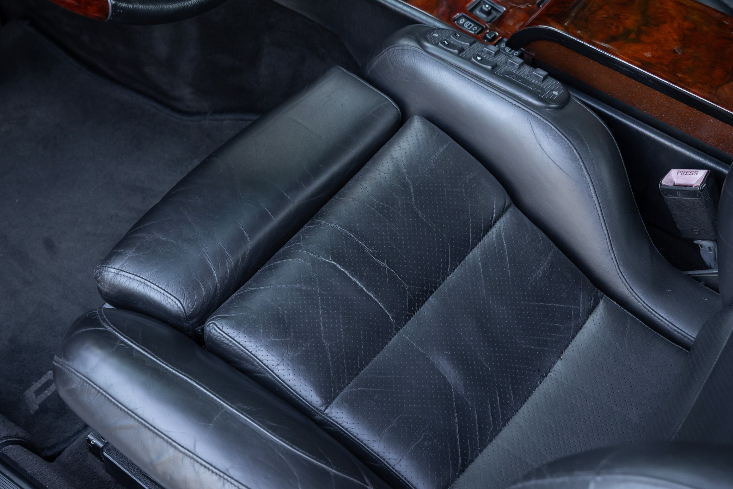 AMG W124 widebody BaT 00022