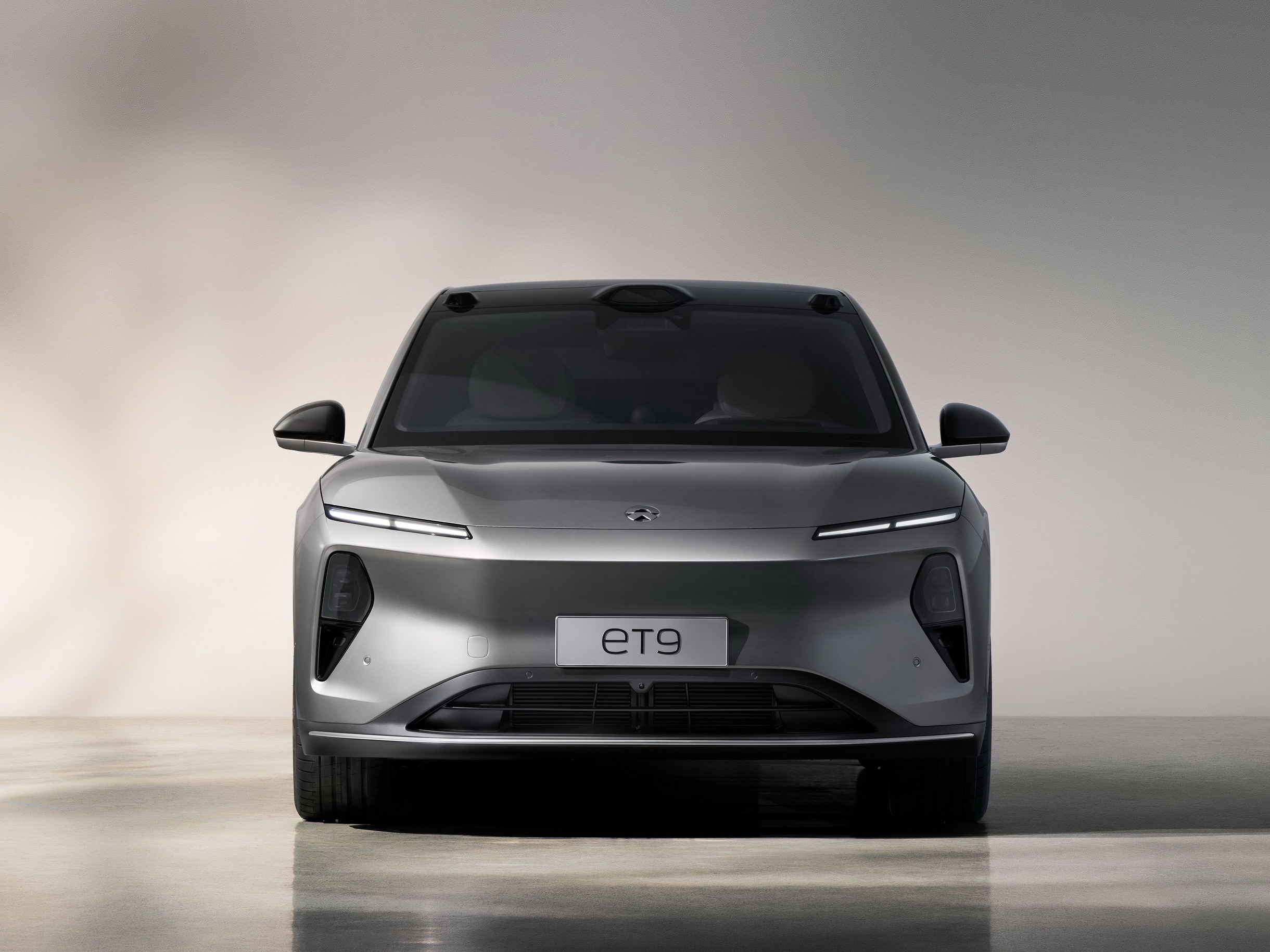 NIO ET9 Carscoops 526