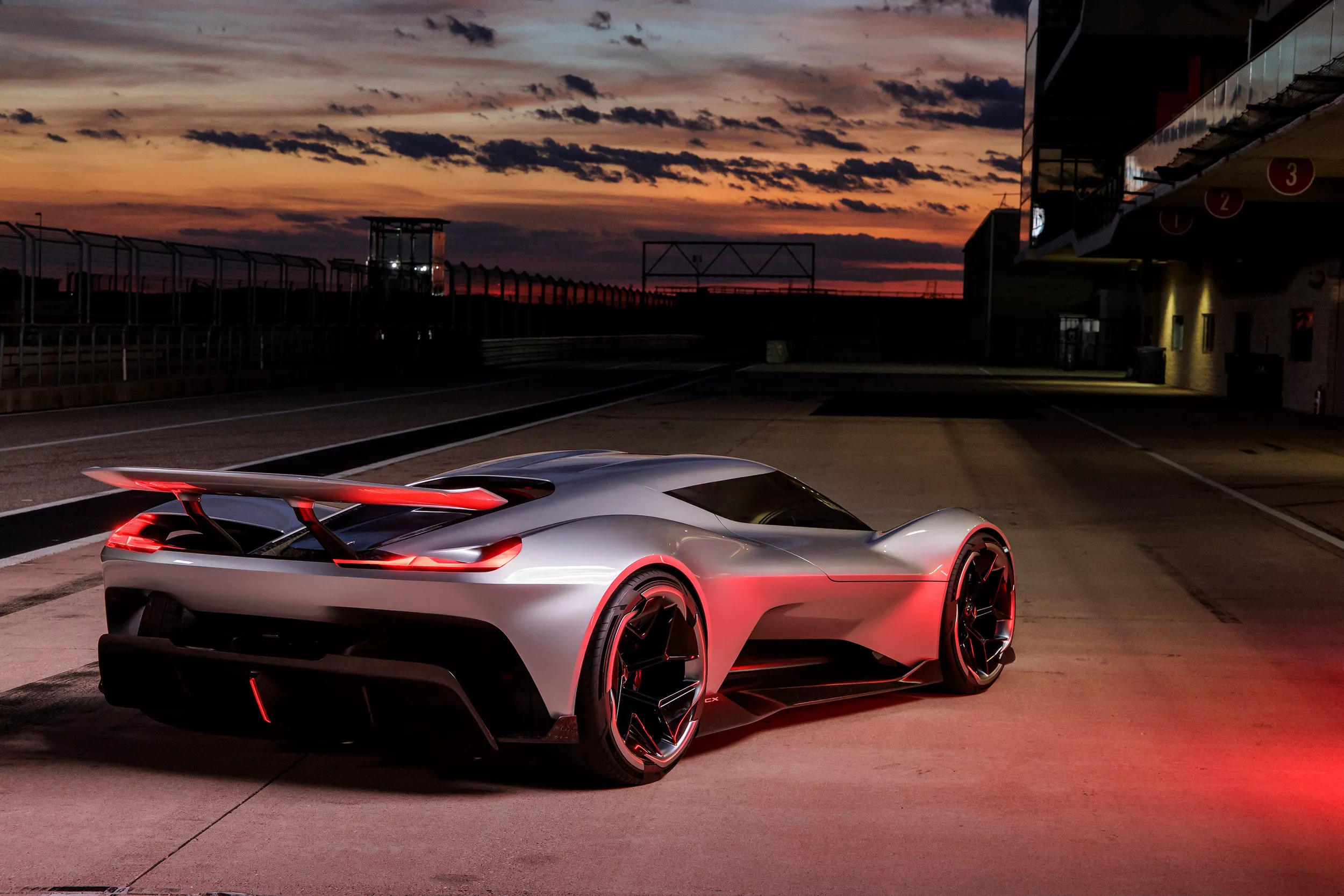 Chevrolet Corvette CX Concept - 5