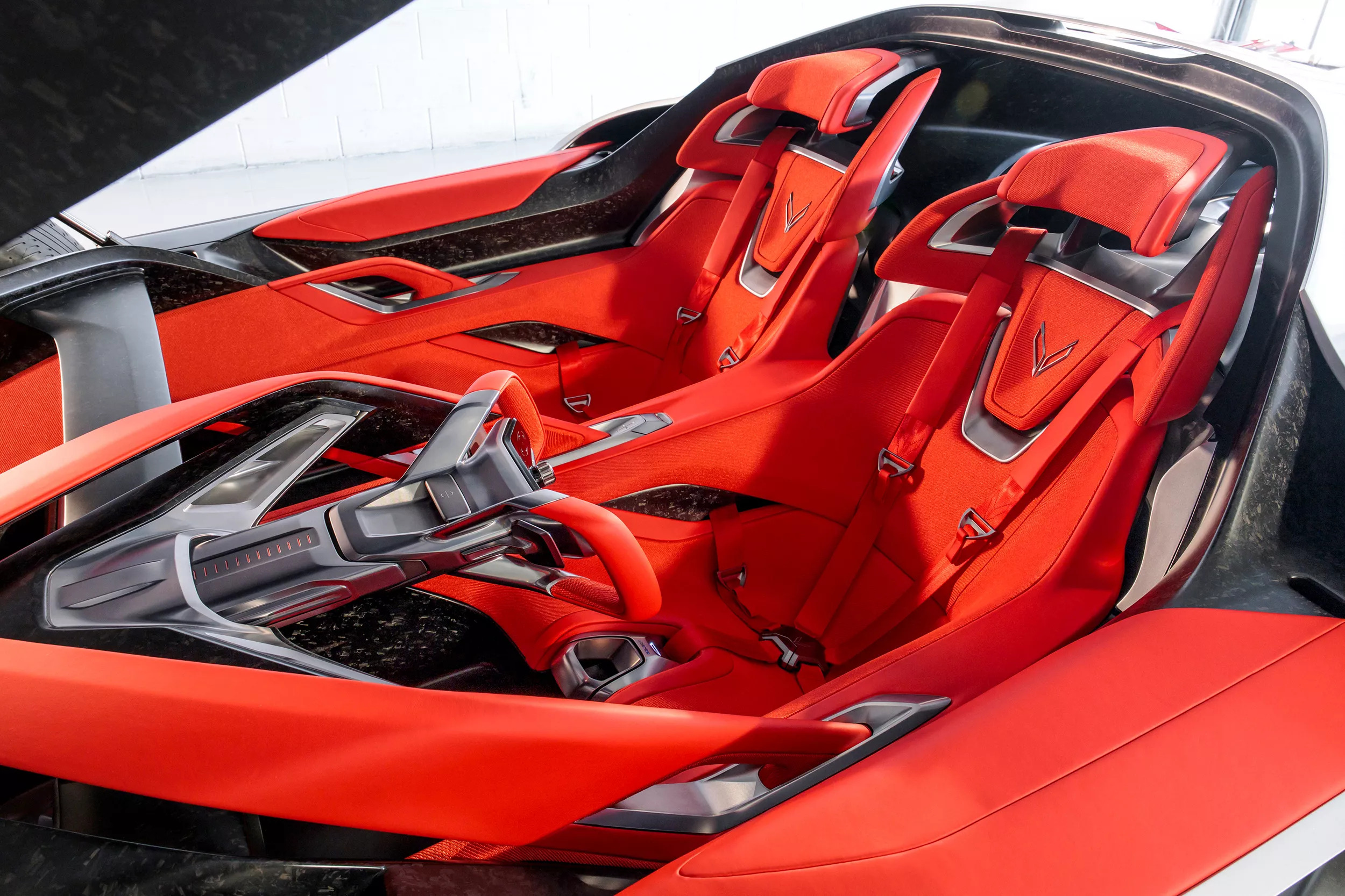 Chevrolet Corvette CX Concept - 6