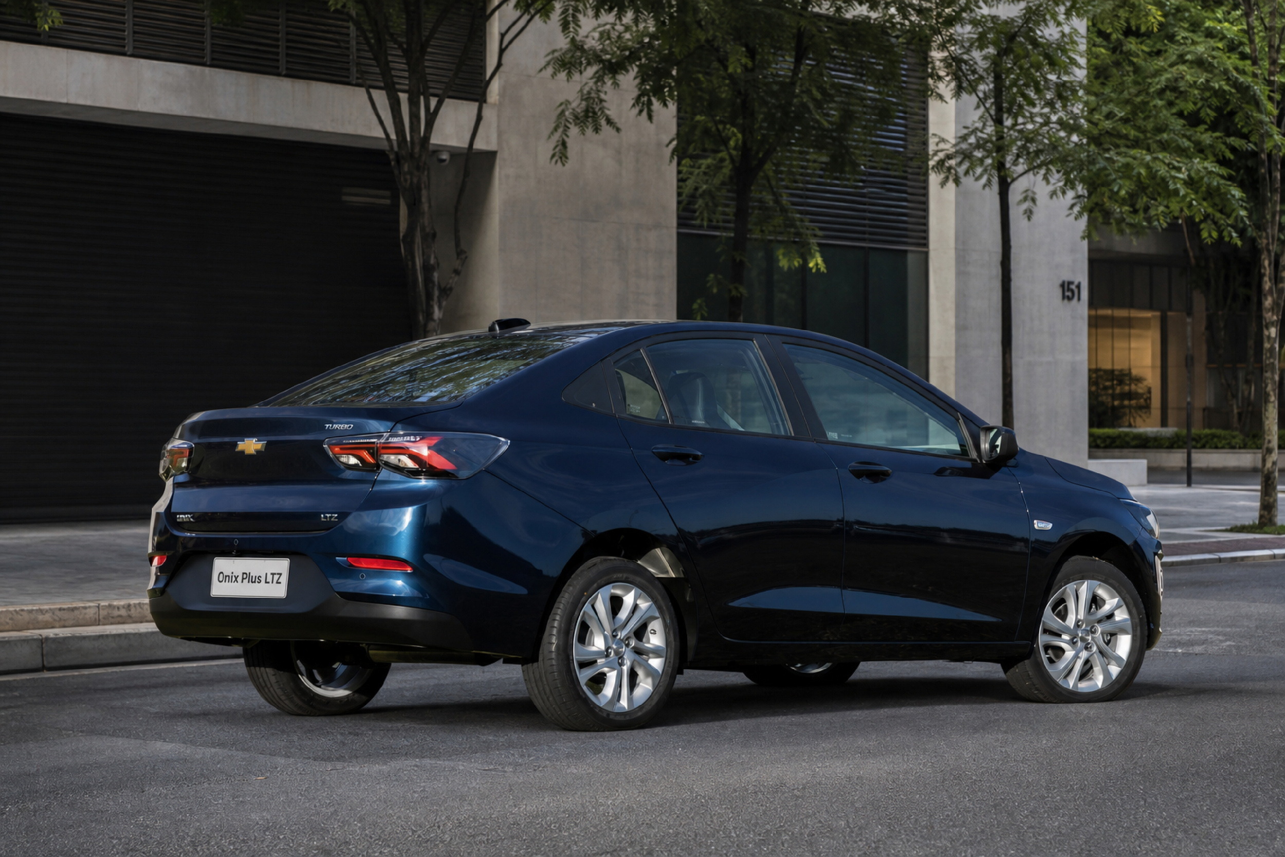 2027 Chevrolet Onix Plus LTZ - Brazil (2)