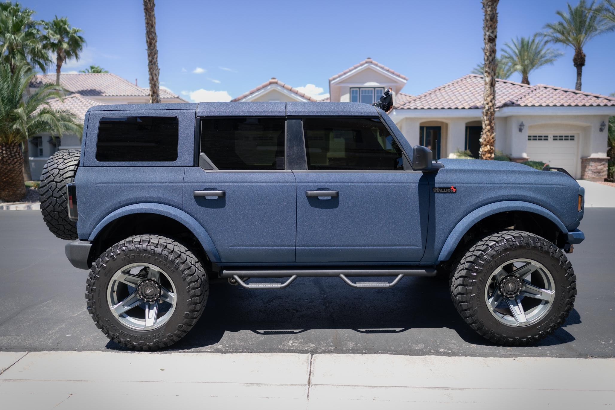 Ford Bronco Big Bend Matte Blue -