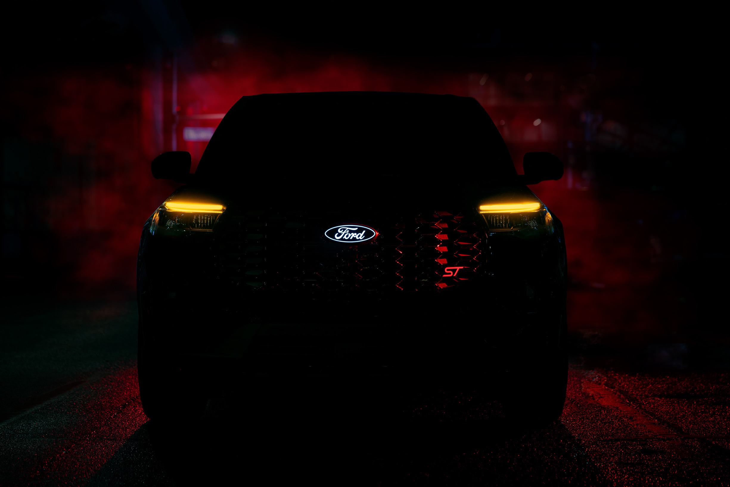 2027 Ford Explorer ST Sinister Package 00004