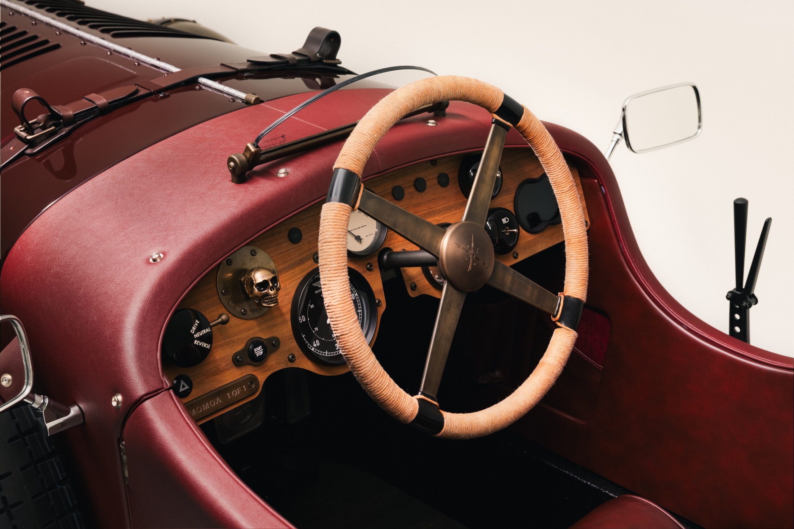 Hedley Studios Bentley Blower Momoa Edition-13