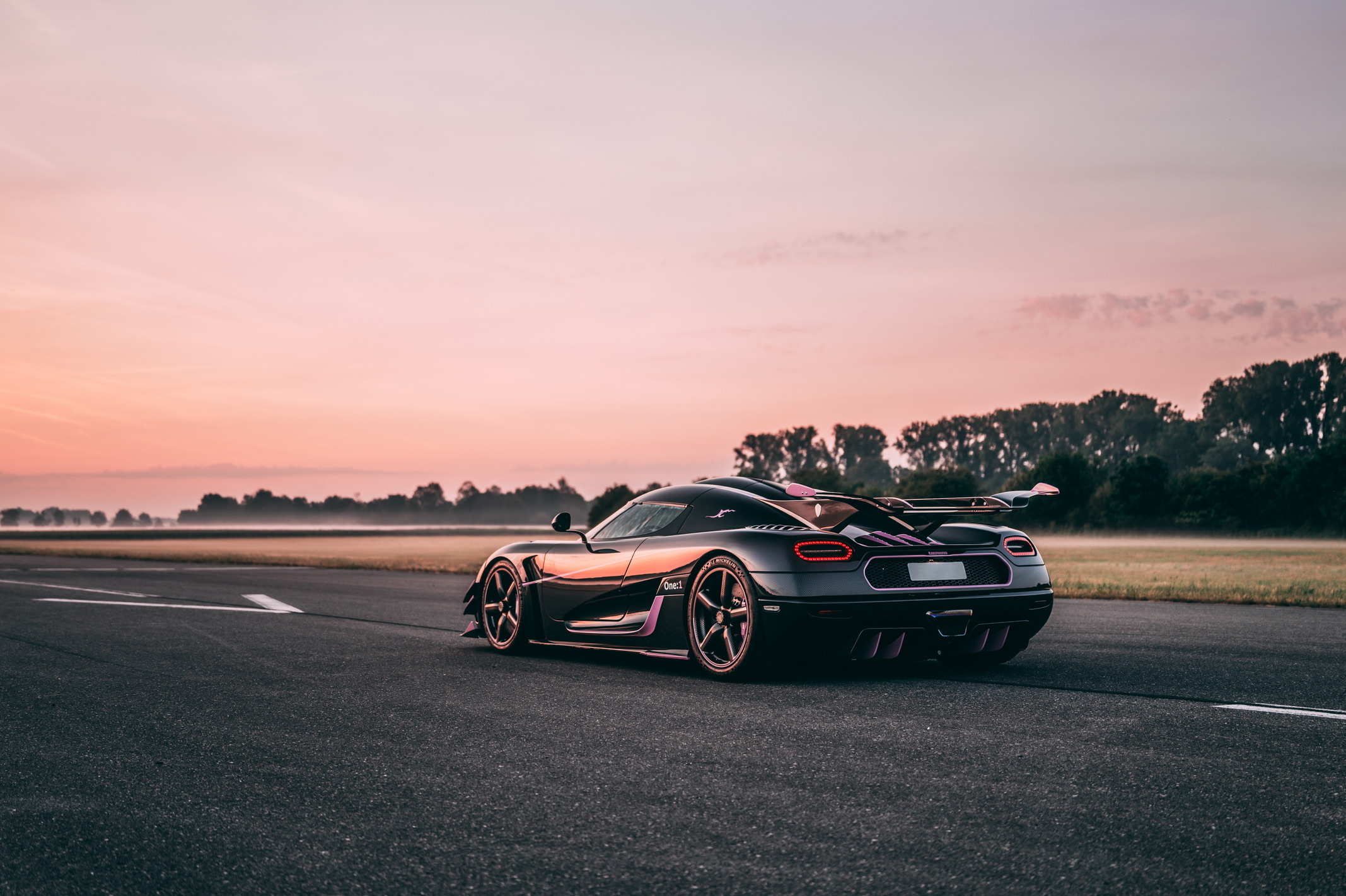 2015-Koenigsegg-One-1_1453963