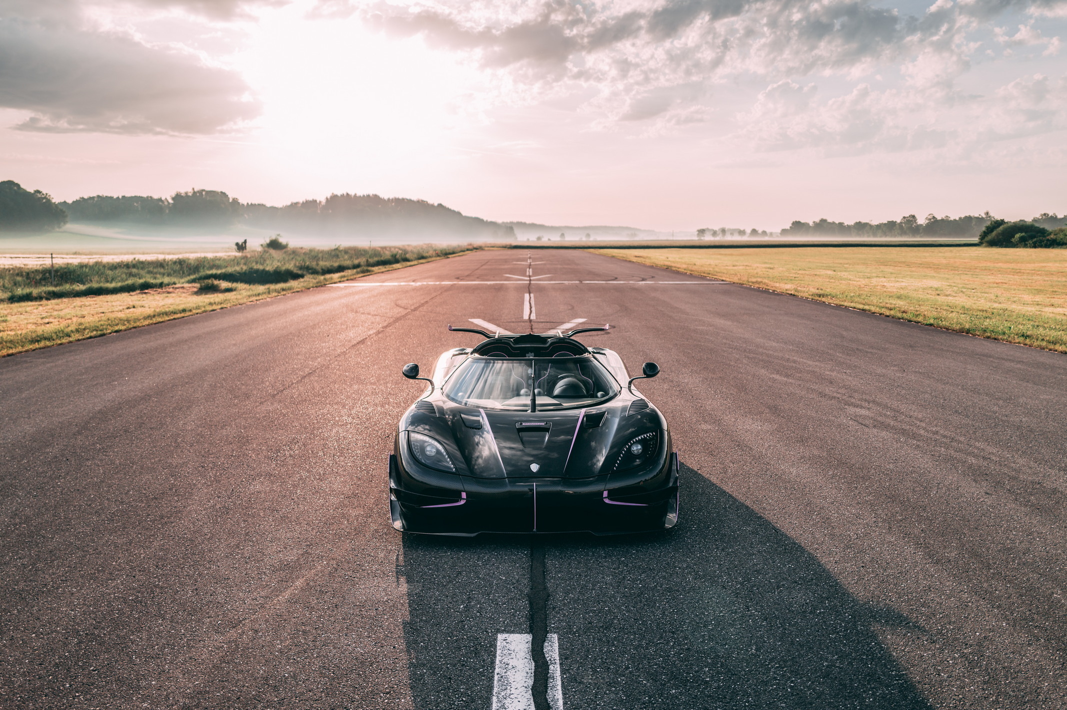 2015-Koenigsegg-One-1_1453972