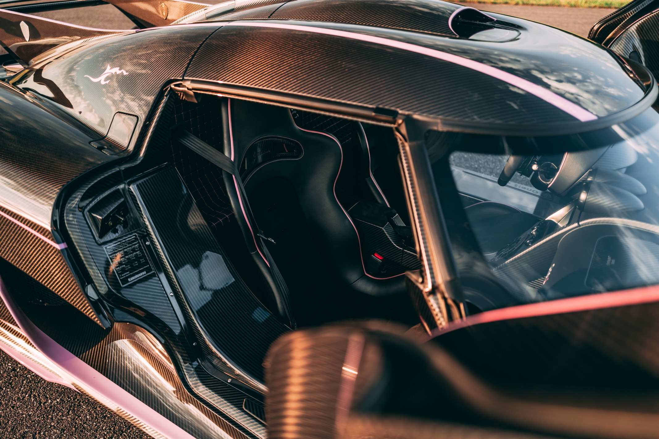 2015-Koenigsegg-One-1_1453988