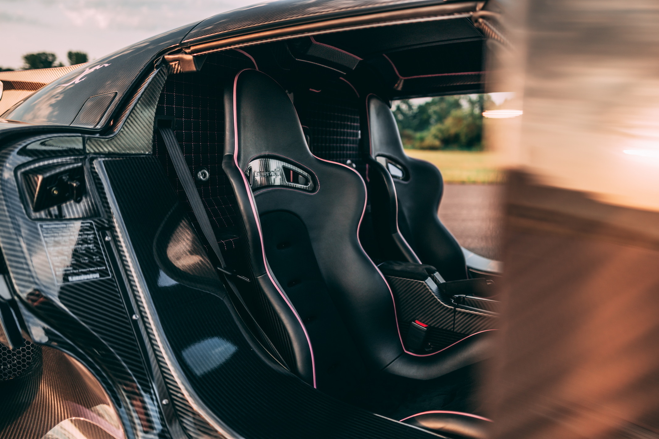 2015-Koenigsegg-One-1_1453990