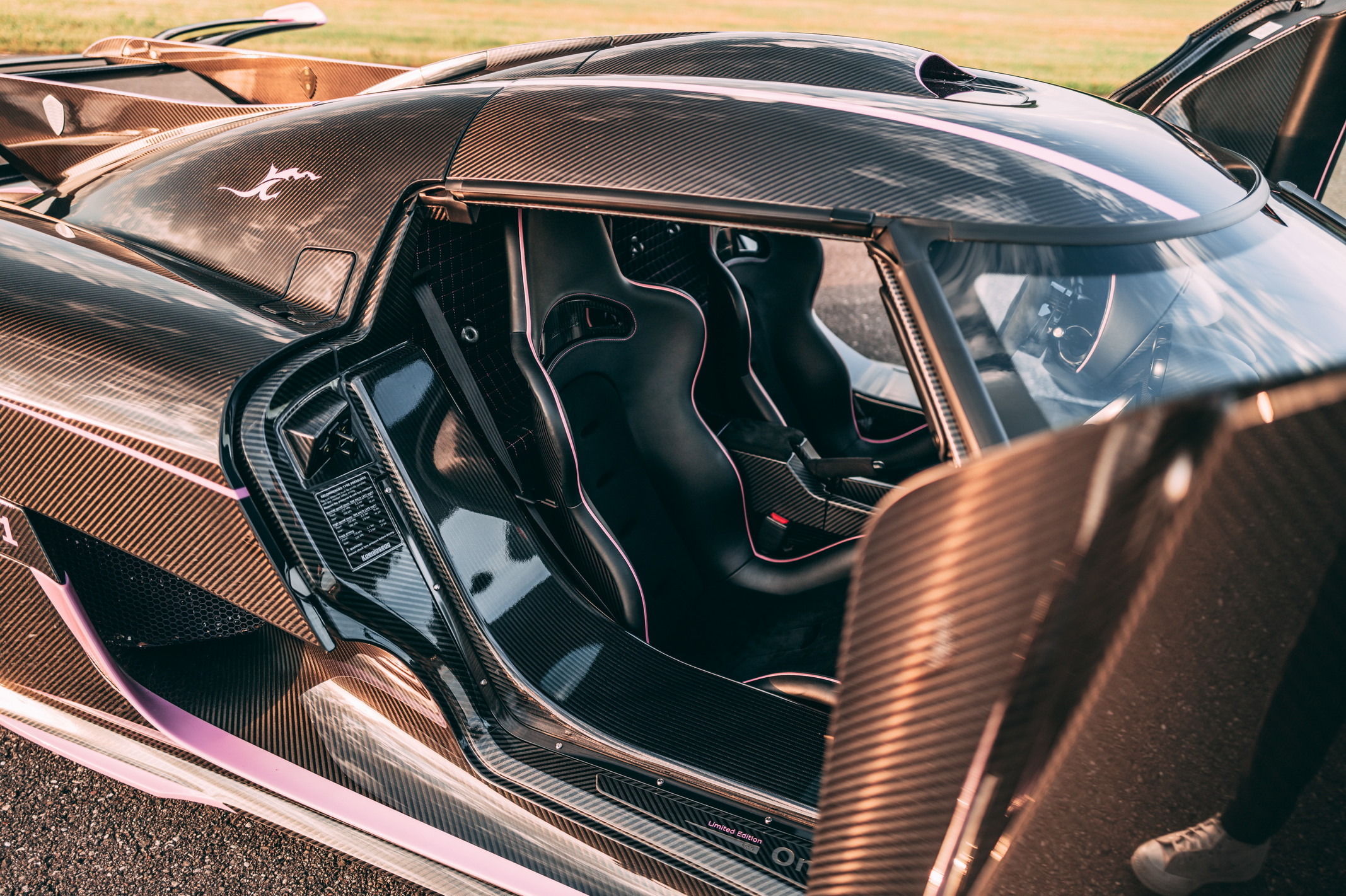 2015-Koenigsegg-One-1_1453994
