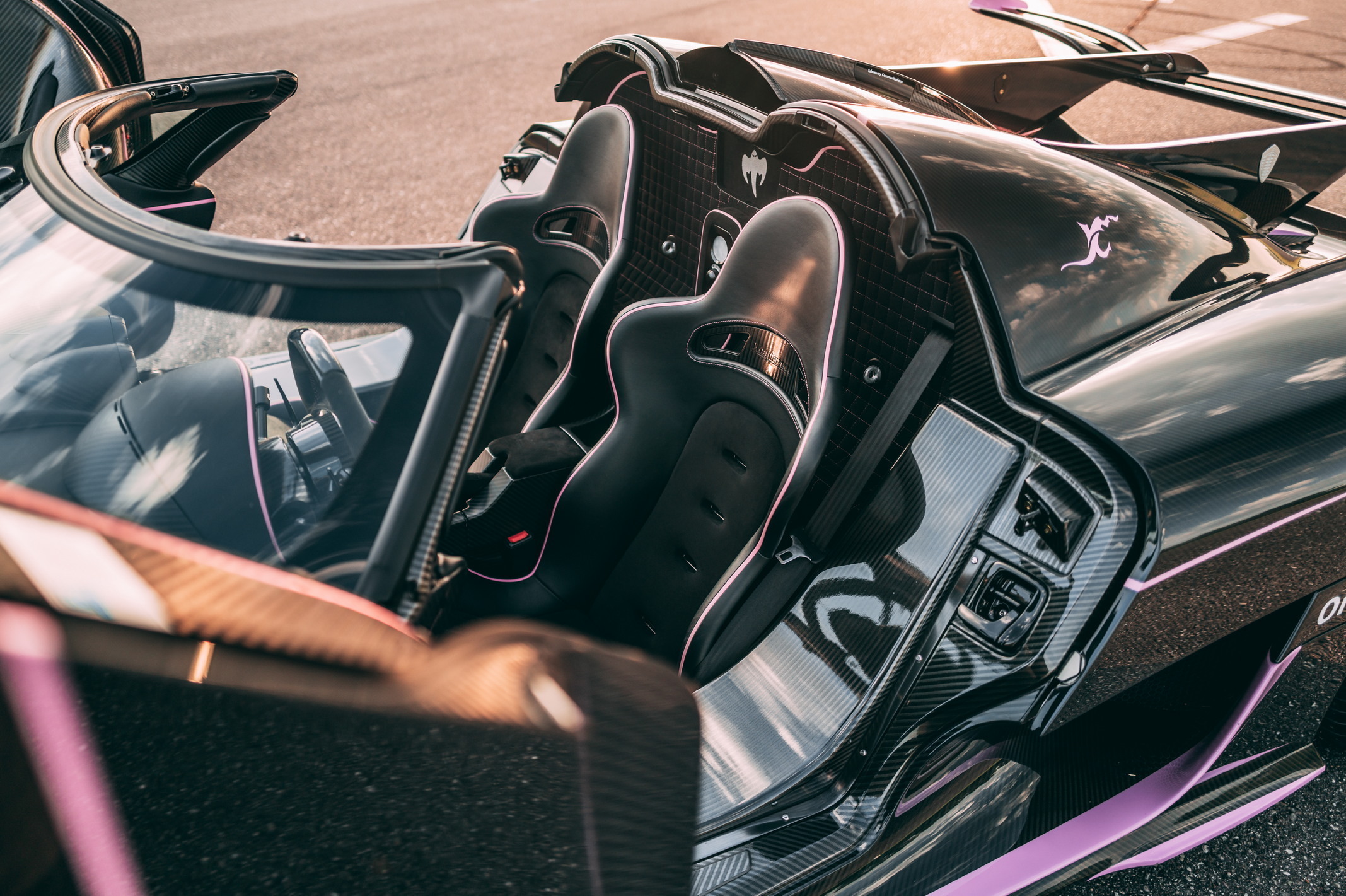 2015-Koenigsegg-One-1_1454000