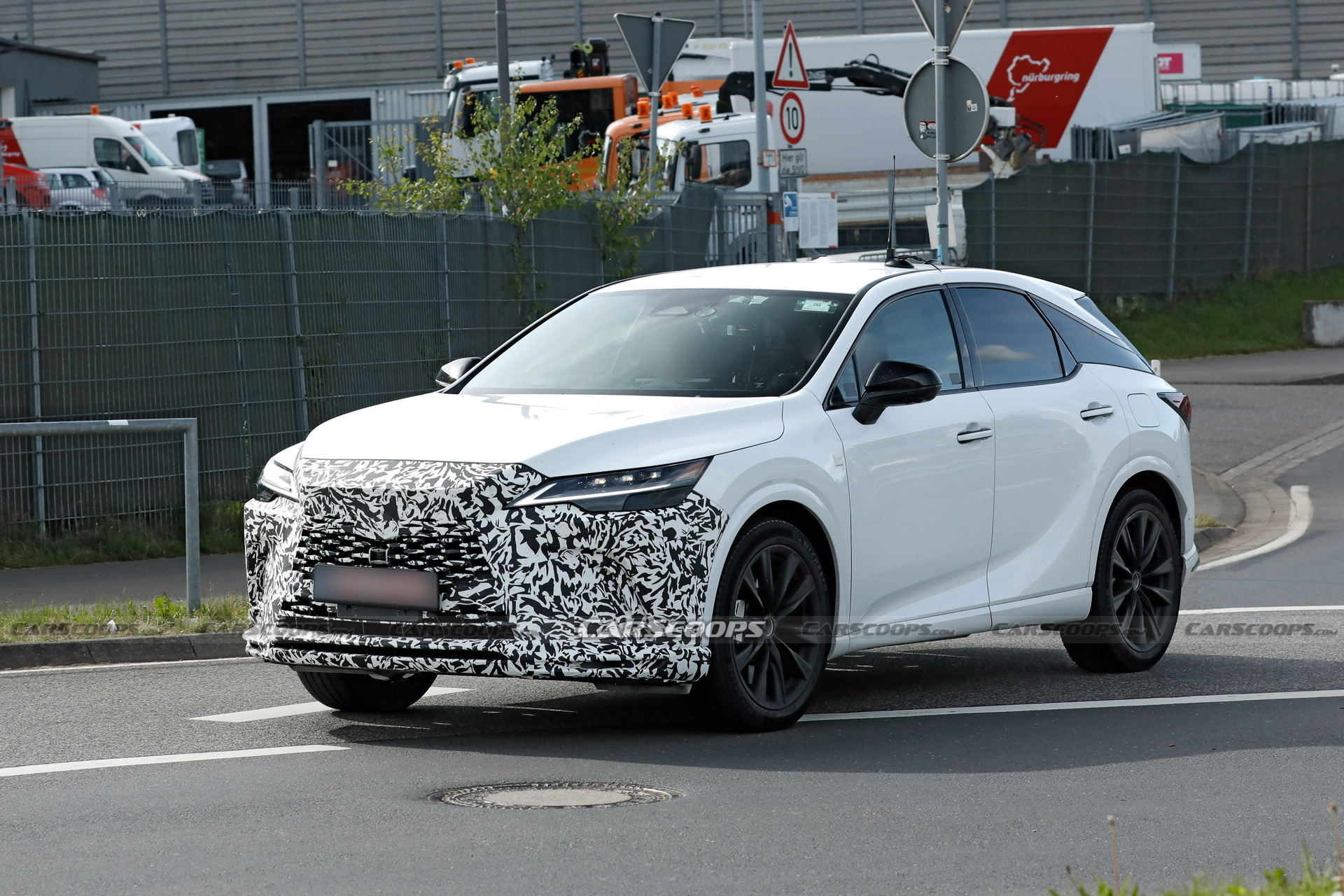 Lexus RX Facelift Spy Shots - 14