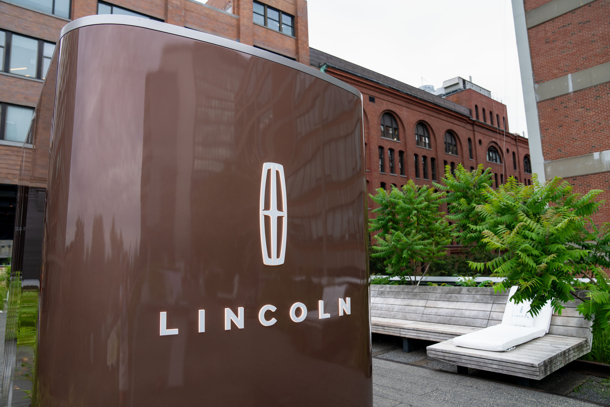 Lincoln Sanctuary 610 1
