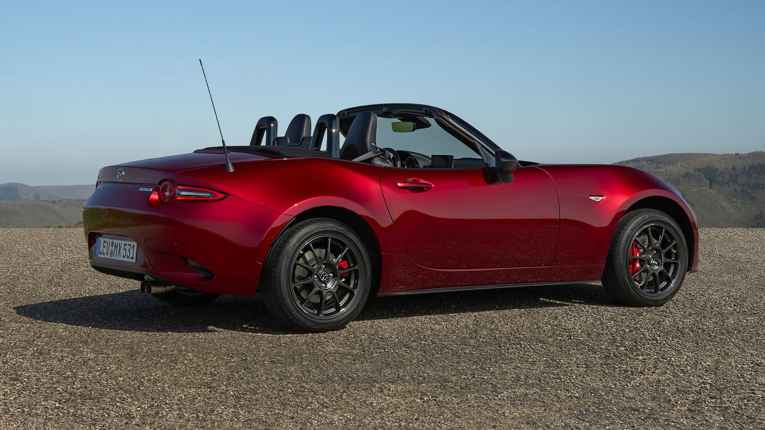 2027_mazda_mx-5_germany_src_still_5 copy