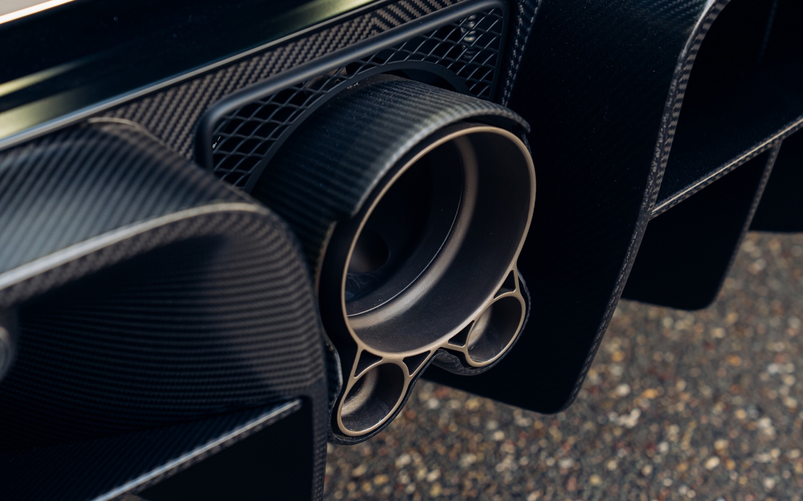 Mercedes AMG One Green Auction - 22