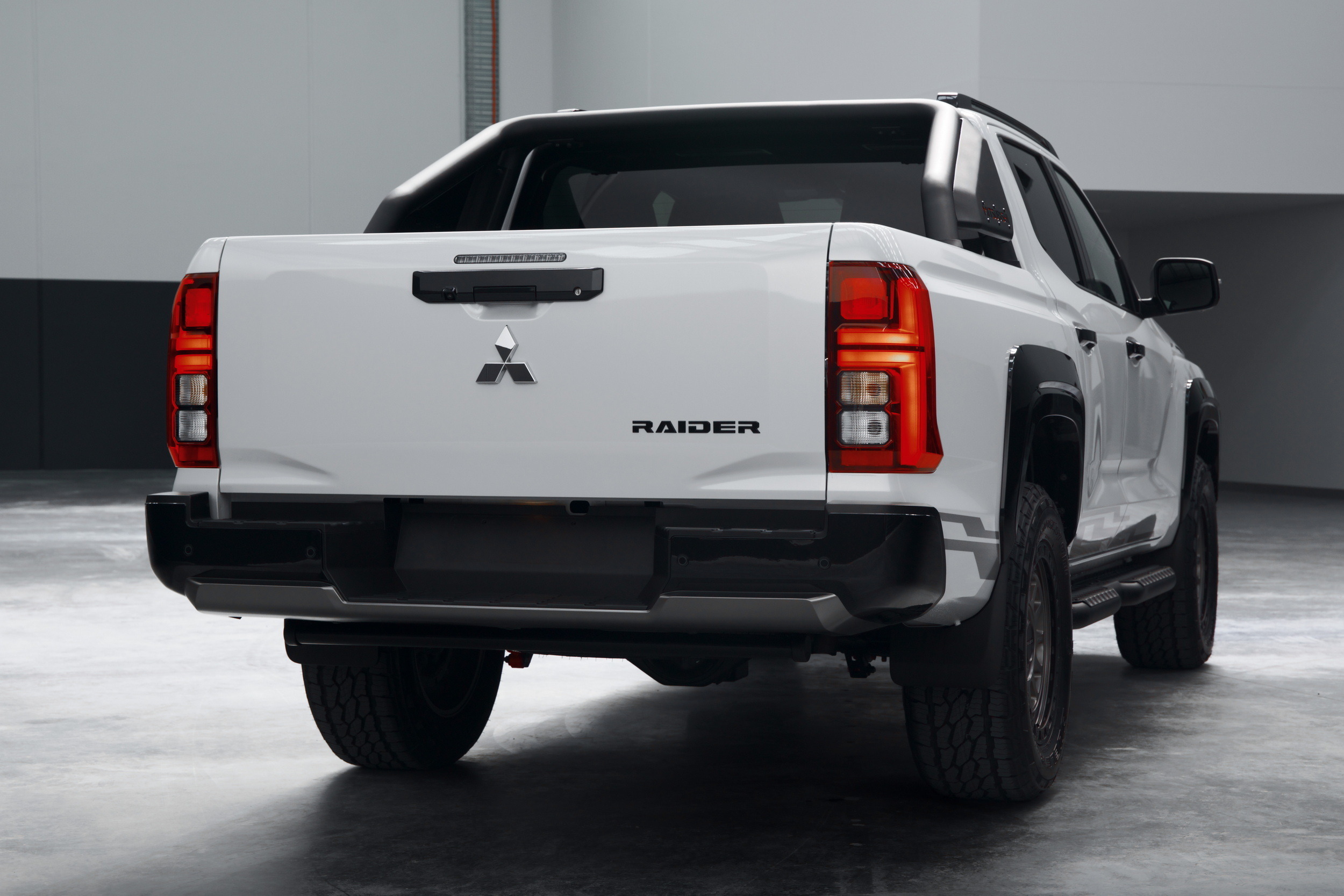 2026 Mitsubishi Triton Raider - Australia (7)