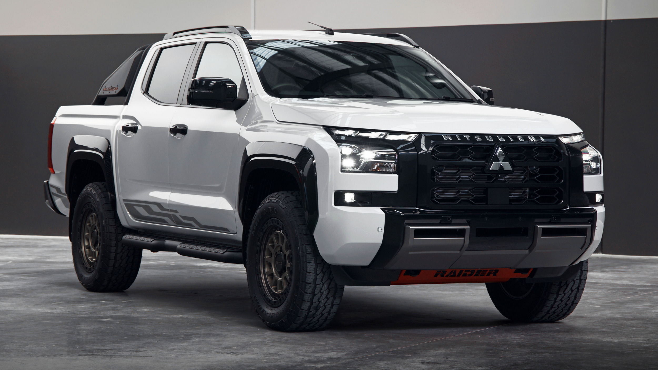 2026 Mitsubishi Triton Raider - Australia (8) copy