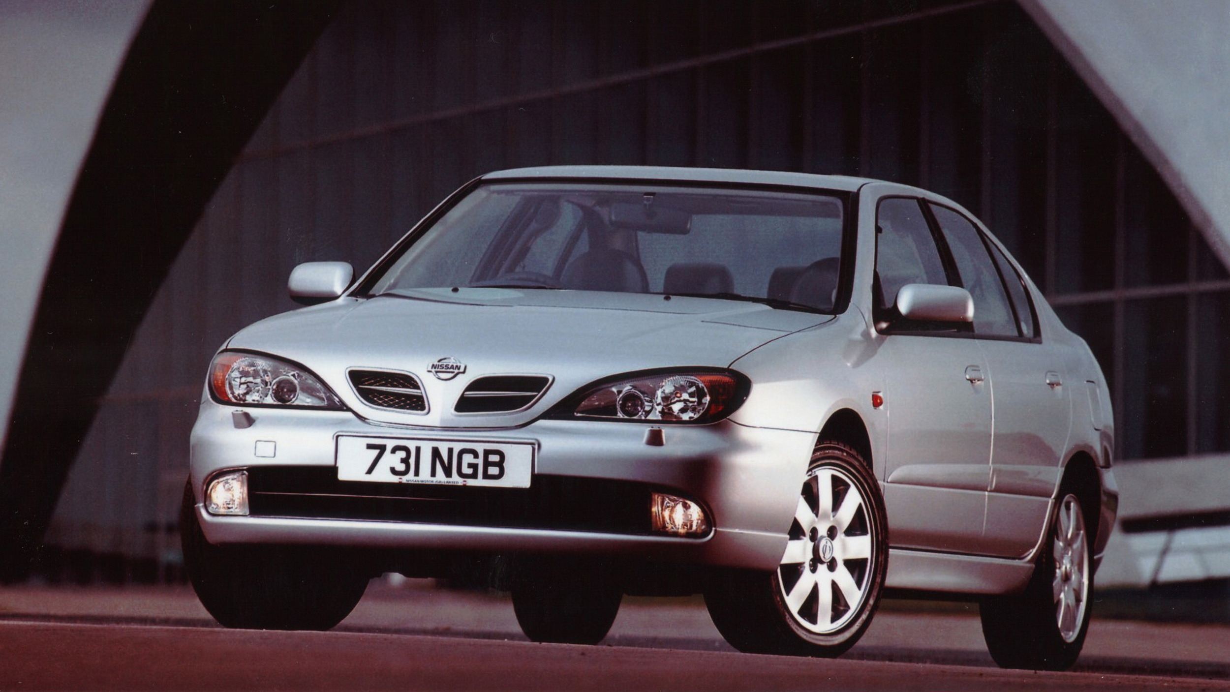 1999 Nissan Primera (1)