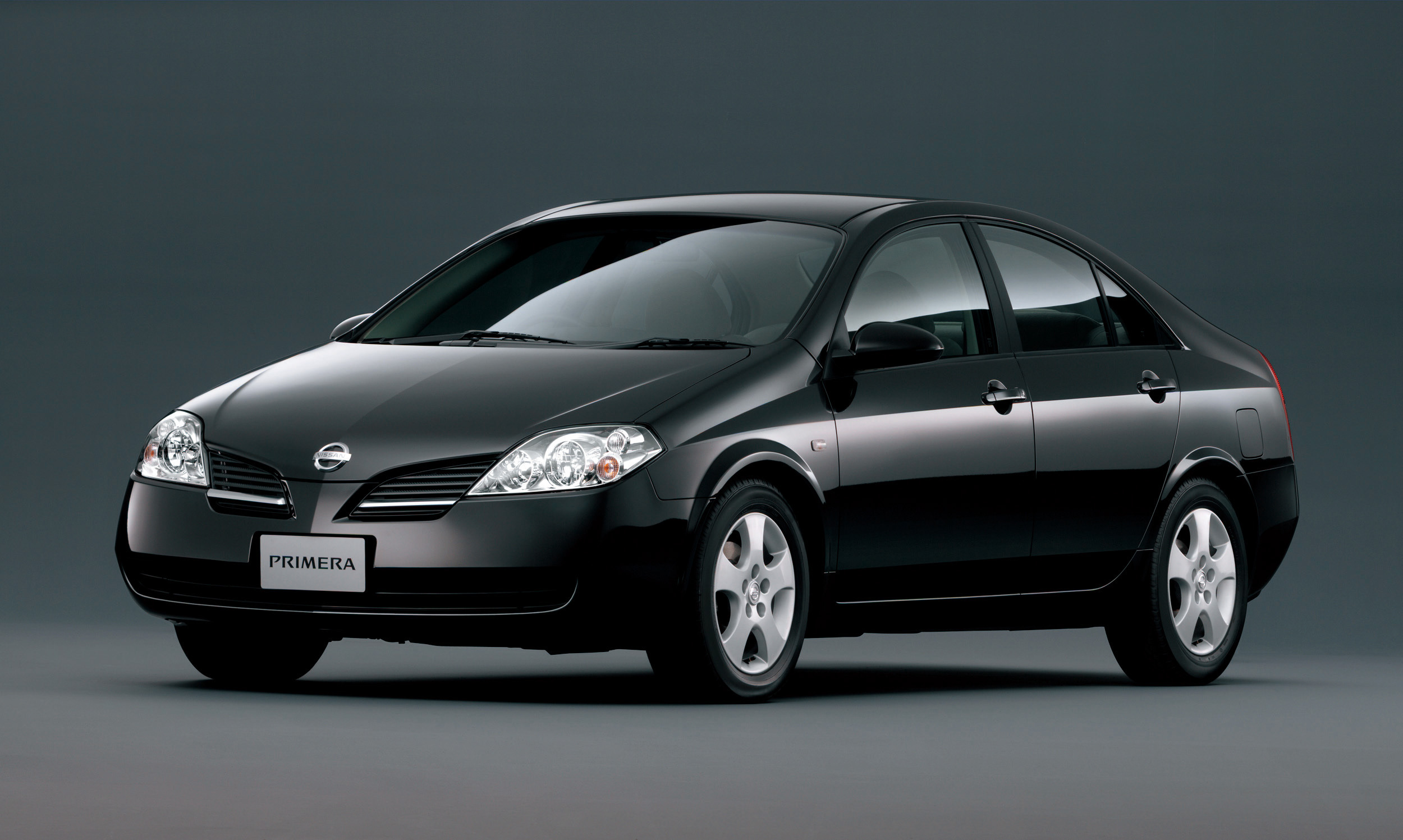 2001 Nissan Primera (1)